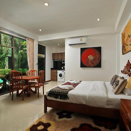 Ferienwohnung Palm Oasis Nai Harn Exterior foto