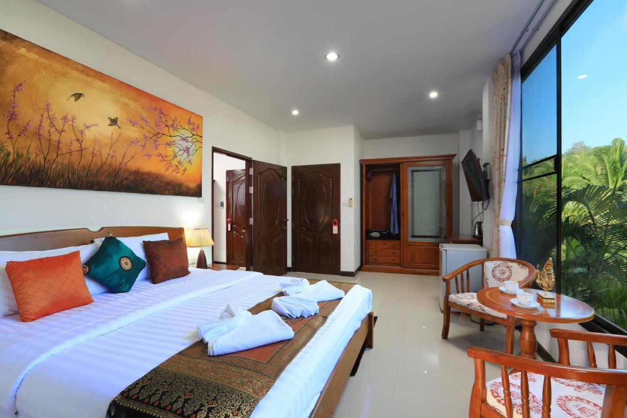 Ferienwohnung Palm Oasis Nai Harn Exterior foto