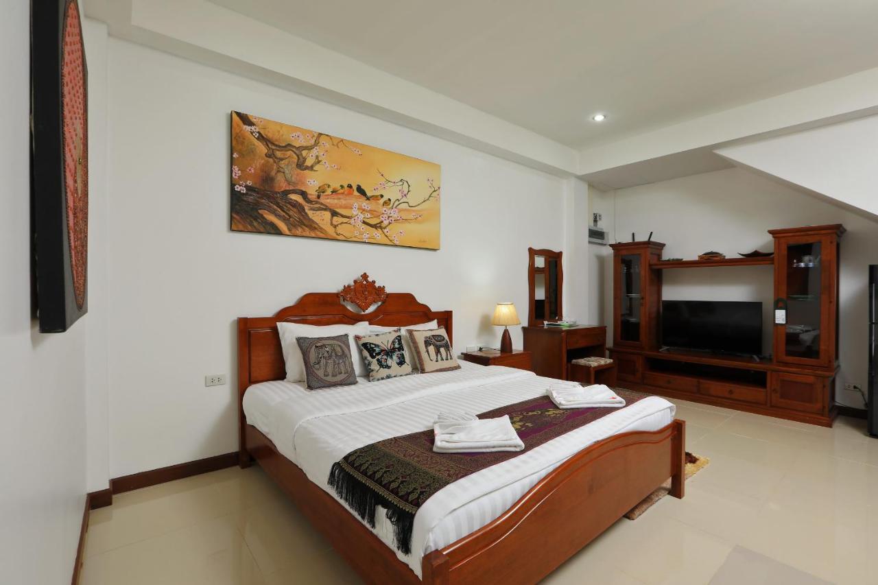 Ferienwohnung Palm Oasis Nai Harn Exterior foto
