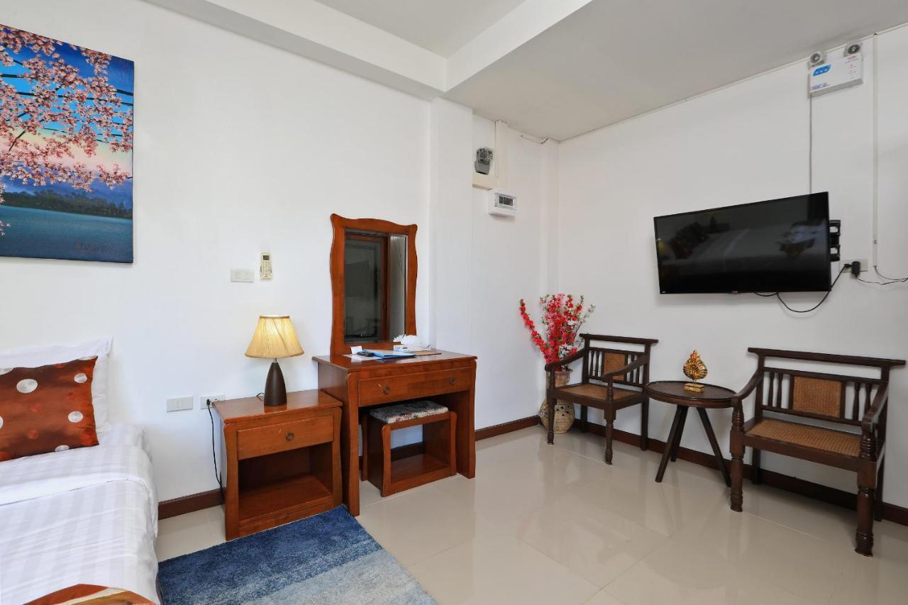 Ferienwohnung Palm Oasis Nai Harn Exterior foto