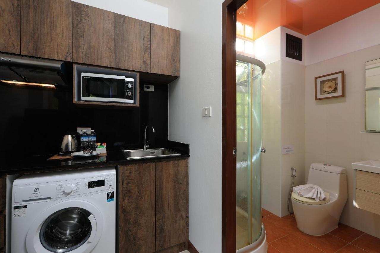 Ferienwohnung Palm Oasis Nai Harn Exterior foto